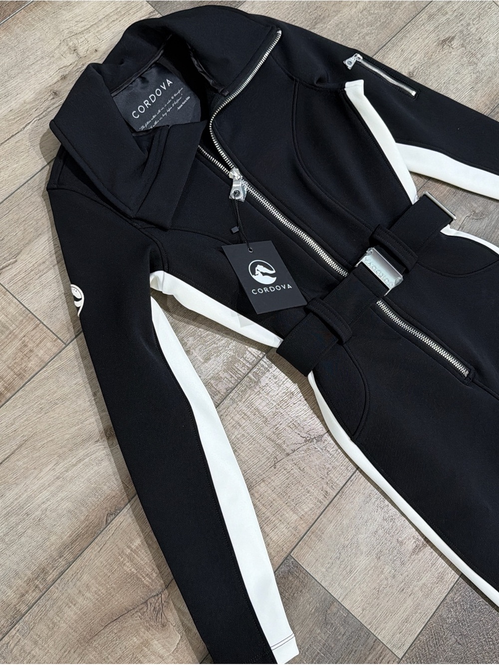 Cordova signature ski suit in Onyx NWT - Picture 5 of 10